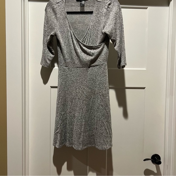 🦋2/$15🦋 Trendyland Heather Grey Crossover Sweater Dress - Picture 1 of 2